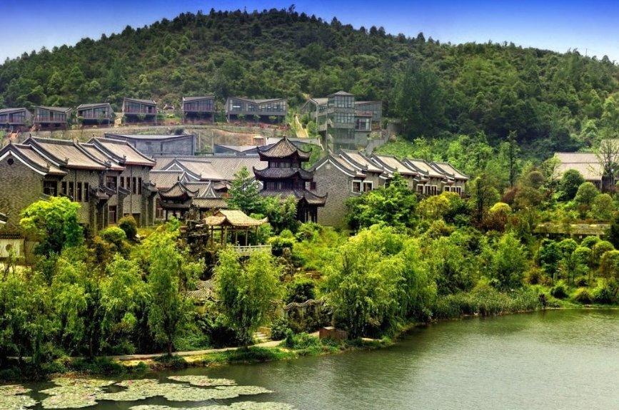 比亚迪G5全景摄像头有4根线,分别是:红、黑、黄、白,这些线是怎么外接的,汽车电瓶电压是12v的?知识星球-专业的交流学习平台